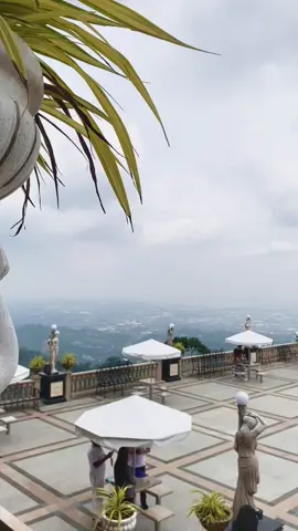 A MUST VISIT PLACE WHENEVER YOU’RE PLANNING TO HAVE A VACAYYY HERE IN CEBU ❤️😘 #templeofleah #touristspot #cebucity 