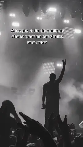Pourquoi on a pas étudier Damso dans nos cours de philo ? #fyp #foryou #damso #paroles #écoute  #philosophie #life #sad #rapfr 
