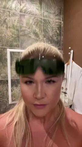 Ich hab mir das schon sooo lange gewünscht 🥹💖 Endlich kein kack rasieren mehr… 🪒❌ #spaday #hairremoval #laser #munich #fyp #fürdich