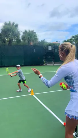 Great #tennisdrill for Control and Grip Change - Tap and then HIT! #tenniscoach #tennis
