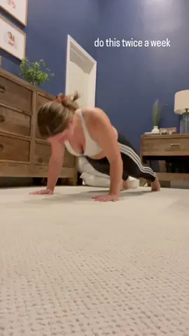 I made this challenge for myself this morning, and wanted to share it with @trim_bootcamp ladies @mrs_smofitness  #pushups #pushupchallenge #trimbootcamp 