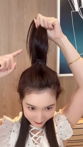 Trời sinh ra kiếp má hồng