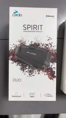 Bluetooth/intercom @cardosystems spirit. Prix : 1190 dhs. #rider #moto #motorcycle #motomaroc #cardo #jbl