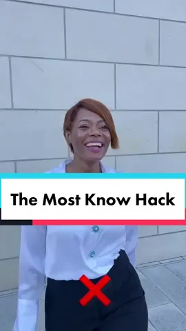 ✨✨FashionHack ✨✨ anytime I tuck my shirt it always fall down. So I found the best way to shorten my shirt outfit: @ZARA #fashionhacks #styletips #shirthack  