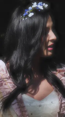 Már a YouTube-on!  Nemazalány x Sofi - panellakas 🤍