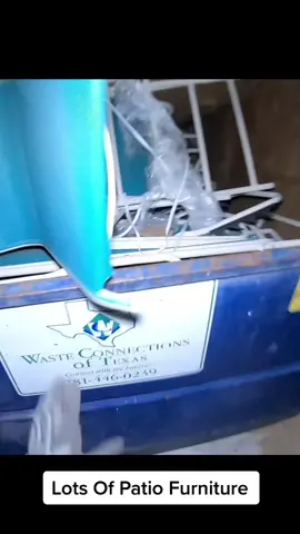 Lots of aluminum up in here #dumpsterdiving #patiofurniture #free#foundintrash #mikethescavenger #new #youtube