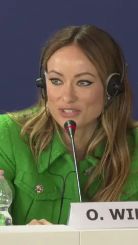 #OliviaWilde habla sobre la polémica de su película 🫢 #FestivalDeVenecia #HarryStyles #Dontworrydarling #LaMostra #Venecia #Venezia 