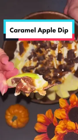 Apple dip perfect for fall and reminds me of caramel apple cheesecake! #apple #dip #fall #appetizer #easydip #fallfood #Recipe #fyp #foryou #weekend #football #tailgate #caramel #appledip #creamcheese #caramelappledip 