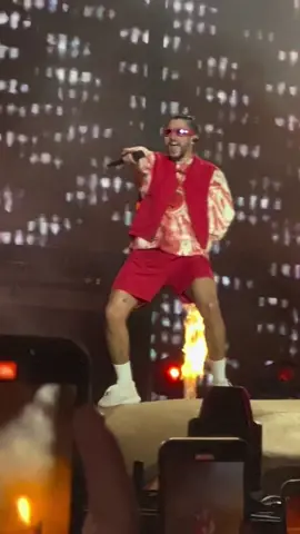 the most ICONIC video of Benito ever #badbunny #danceydance #benito #concert #madeinamerica #foryou #fyp #hessofine #babydaddy 