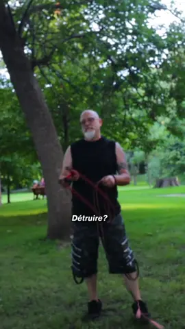 À ne pas faire à la maison 😂😂 #fyp #tiktokquebec #viral 