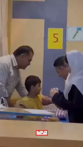 موقف طريف لطفل إيراني ينادي مستنجداً يا علي (ع) بعد خوفه من 