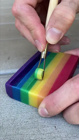 Rainbow carve 🌈 #satisfying 