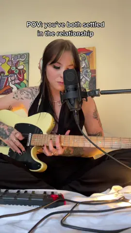 A little mini vibe I made today 🕺 #songwriter #producer #music #london #beats #beatmaker #artist #femaleproducer