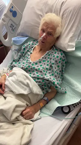 Granny has been diagnosed with cancer and has surgery today to hopefully remove some of it. She is my hero and has brought so many smiles to so many people over the years. So we all wanted to bring her a smile during these tough times. Please say a prayer for her, she loves you all and is so thankful for your support and positive messages. This video made her so happy today ❤️ Thank you everyone! 🙏🏻
