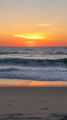 Just sitting and enjoying the #sunrise for a few minutes.   #nosound #ocean #outerbanks 