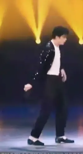 Billie Jean MTV MUSIC AWARDS 1995 MJ👑Robot Dance 🤖#mj  #michaeljackson #thekingofpop #foryou #parati #viral #billiejean #robotdance