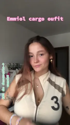 oufit de chulita @emmiolofficial #emmiol #emmiolx2022bts #emmiolgal #emmiolcargos #emmioljean #emmioltops