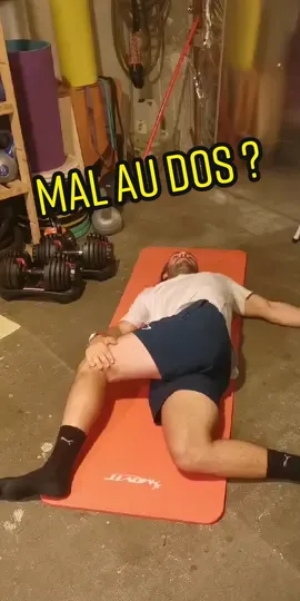 Petit étirement sympa afin de soulager le bas du dos #stretch #stretching #pourtoi #Fitness #workout