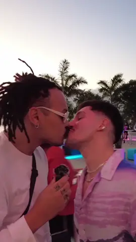 Sou apaixonado pelo @Vittor Fernando 🖤#ahistoriadomlksinistro 