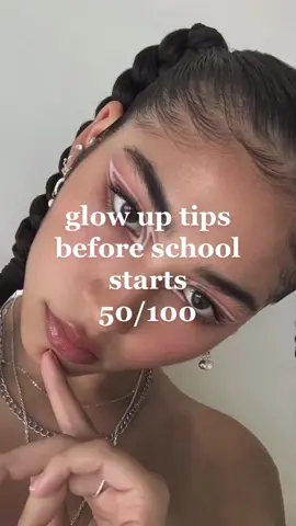 interact 3x for longer lashes!! ˖⁺‧₊˚♡˚₊‧⁺˖ #fyp #f#fypシ #fyppppppppppppppppppppppp #GlowUp #fypage #beauty #school #bts #backtoschool #dontskip #dontscroll #interact #interact3times #interact3x #claim #eyelashes #lashes #vaseline #girl #girls #tips #tipsandtricks #tipsforgirls