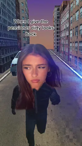 Like werent you all swinging hippies in the 70’s, no room to judge babes. #itscoolwhentheydoit #karensgoingwild #NatWestWhatYouWaitingFor #FilmTeyvatIslands 