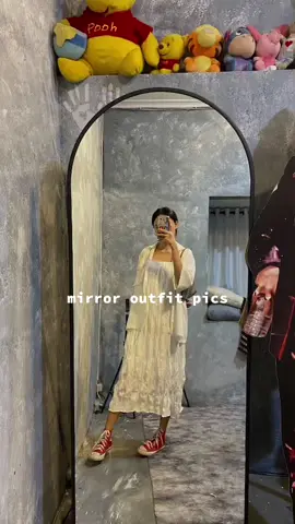 moreee mirror outfit pics on instagram @raishayasmine20 !! 
