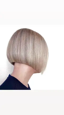 Haircut ✅🤩                                                       #haircut #hairstyle #dubai #dubai🇦🇪 #dubai_dxb_uae #dubaitiktok #dubailife #dubaimallu #dubaimall 