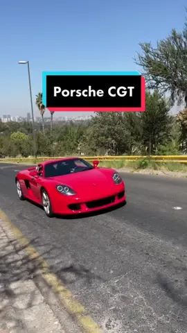 ¿Qué te parece el sonido del Porsche Carrera GT? V10 de 5.7L 🎶 🎥: @v_spotter 
