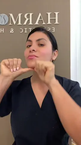 No más papada 🧏🏻‍♀️#skincare #gimnasiafacial #facegym #faceworkout #masajesfaciales #papada #unstoppable #sia lo peor es no intentarlo 😘