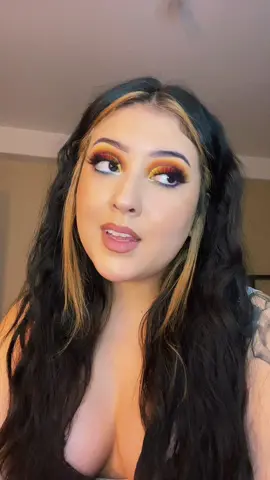 Not the best buttt at least it's something😅💛 #mua #makeuptutorial #makeup #makeupartist #fypシ #fyp #foryoupage #makeup #coloradomua 