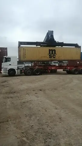 #logistica #container #transport #durban #ship #work #life #mercedes #truck #readyforshipping