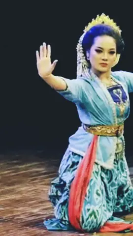 SETRA GALUH 💃 #asepparalon #asepparalonéarsadunya #jaipongasepparalon #jugala #ajinumoto Sc : Jaipongan Jugala Oficial