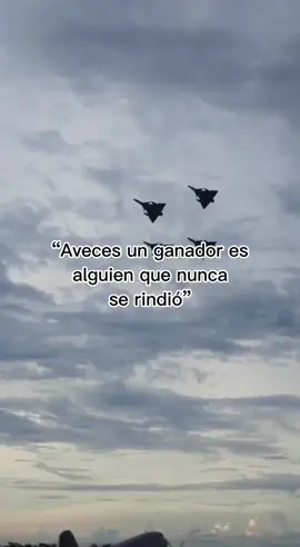 🇨🇴💪🏻🤙🏻🤘🏻🇨🇴#military #motivacion #fuerzaaereacolombiana #aviacionmilitar #aviation #duendefac1 
