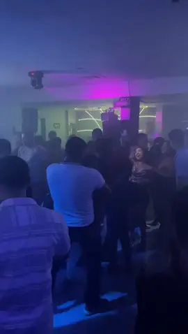 El ambiente Élite y la rumba continúa #Discoteca #BarraLibre #Elite #Chicas #Rumba #Musica #Cerveza