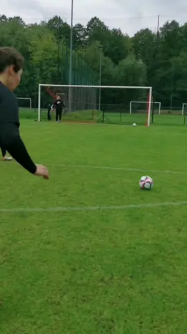 Warm up!   #kobiecapiłka #vulcan #footballtiktok #football #footballtiktok #motivational #ksvdziewczyny #winners #aquick #mzpntv #soccertiktok #vulcano #futbol #soccertiktok #otwock #soccergirl 