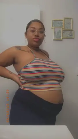 I love my little family 🥺🥹❤️.                 #ShowOffLandOFrost #family #pregnancy #babygirl #sunshine #foreverlove #foreverbesties #familyforever #Love 