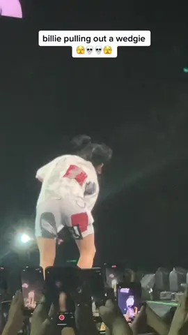 I didn’t know where to look. @BILLIE EILISH #nz #fyp 