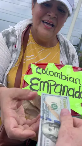 Empanada‘a for everyone! #streetvendors #SmallBusiness #Colombia #empanadas #NiceGuyEnterprise 