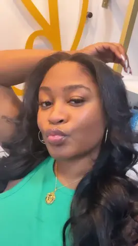 I act brand new the first 72 hours after getting my hair done 💁🏾‍♀️😂 fresh tapes installed #tapeinextensions #blackgirlhair #luxurytapeins 