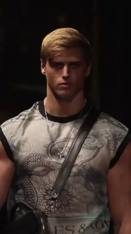 New York Fashion Week 2022 Follow my insta @devenfagan #model 