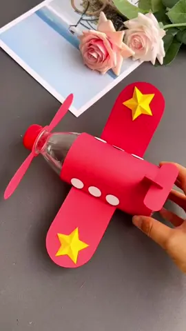 #Empty bottles can also be used as airplanes.#Handicrafts