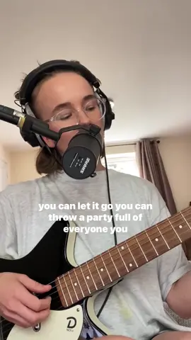 I split orange juice on my top and also I love this song 🍊 #harrystyles #mathilda #cover #harmonies #music #newmusic #lyrics #guitar