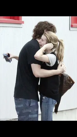 Emma Roberts comforted by Evan Peters after domestic violence arrest 2013 #emmaroberts #evanpeters #popculture #2010s #2013 