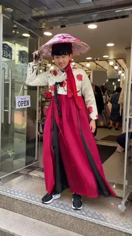 내가 치마를 입게 된 이유 #한복 #여장남자 #여장 #경복궁 #내기 #틱톡순삭 #파트너크리에이터 #추천 #fyp #이상한사람 #아닙니다 #치마