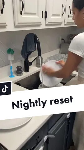 Nightly reset #nightlyreset #resetroutine #cleanwithme #cleanup #nightroutine #22weekspregnant #pregnantmom #mamaof2 #toddlermom #perspective #mindsetshift