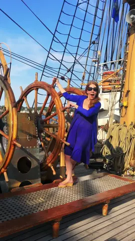 Happy Thursday and weekend, everyone! Anchors aweigh and God bless ❤️ #thursdayvibes #anchorsaweigh #sailing