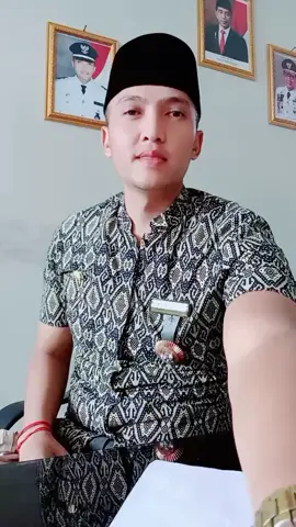 SAHA NYA . . . #ridwankamil #papakuat #papahebat #papa #tiktok #tasikmalaya #tasik #bekasi #bandung #bogor #garut #foryoupage #fypシ゚viral #transtvtiktokviral #kadesmuda #kades #nettvtiktok #viral #fyppppppppppppppppppppppp #fyp @IRFAN HAKIM @KANG EMIL @Ganjar Pranowo 