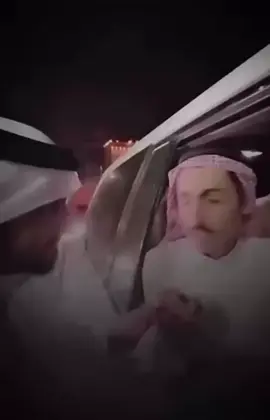 تبيني اضحك على شانك على خشمي 😒💔
