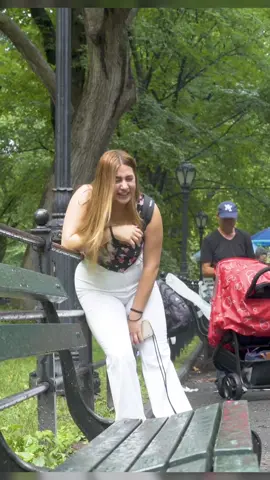 a fart jump scare❗️😂💨 #fyp #foryou #funny #prank #fart  #humorbagel #lol