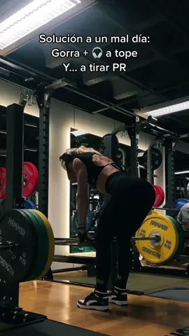 La ilusión que me ha hecho mi 100x8 🥹 no lo movía desde el principio de la defi 🫡 #Fitness #fitnessmotivation #fitnessgirl #bodybuilding #zyzz #aesthetics 